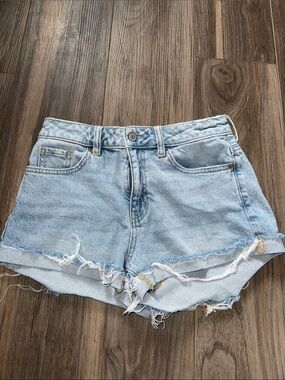 PacSun Light Blue Distressed Denim Shorts - Women
